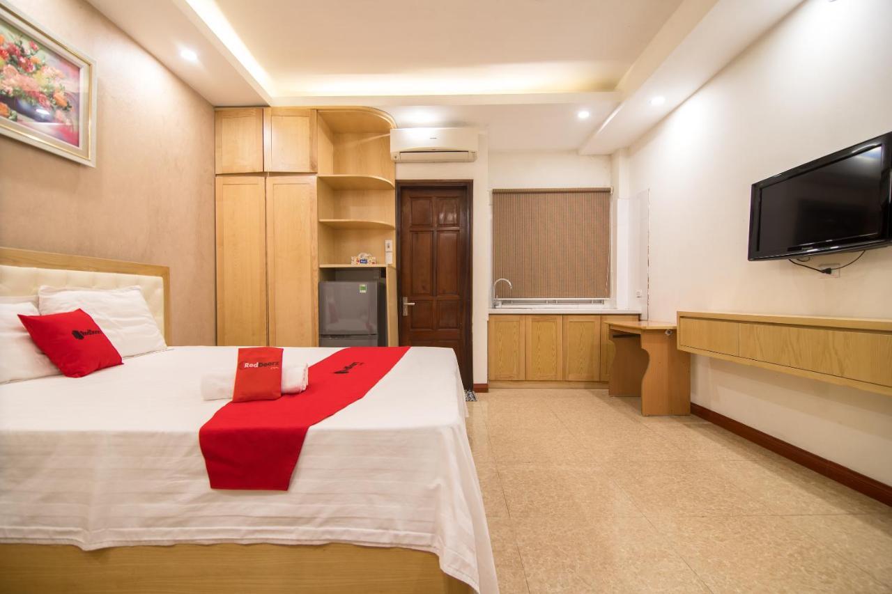 RedDoorz near Big C Thang Long Hanoi Exterior foto